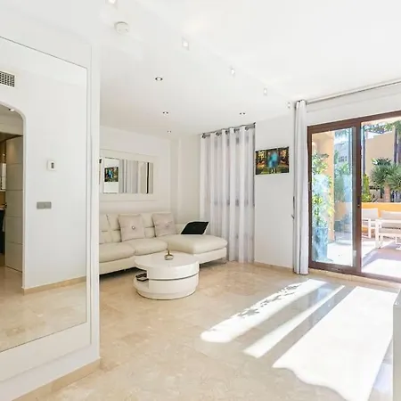 Superb Costalita In Beachfront Complex Rdr406 Estepona