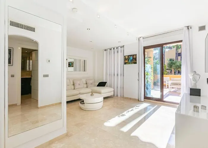 Superb Costalita In Beachfront Complex Rdr406 Estepona