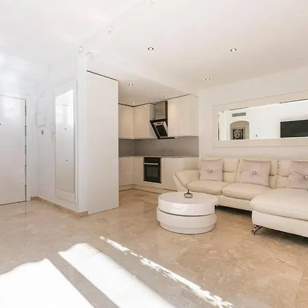 Apartment Superb Costalita In Beachfront Complex Rdr406 *