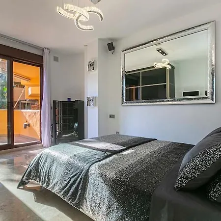 Superb Costalita In Beachfront Complex Rdr406 Estepona