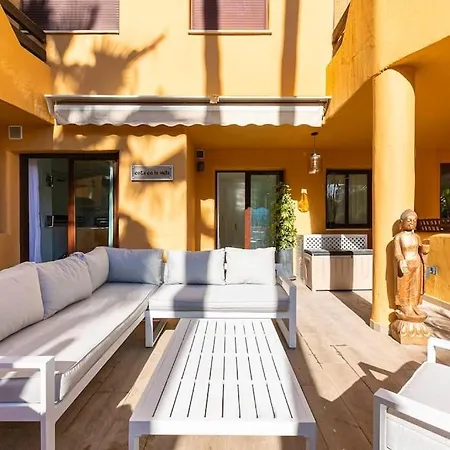 Apartment Superb Costalita In Beachfront Complex Rdr406