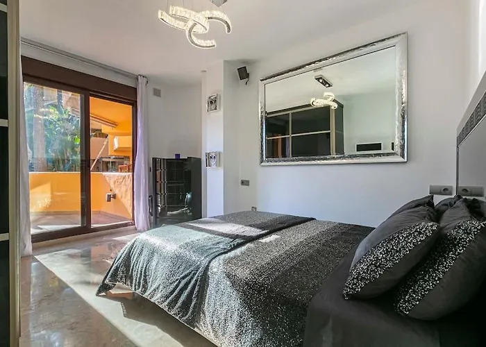 Superb Costalita In Beachfront Complex Rdr406 Estepona