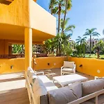 Superb Costalita In Beachfront Complex Rdr406 Apartment Estepona